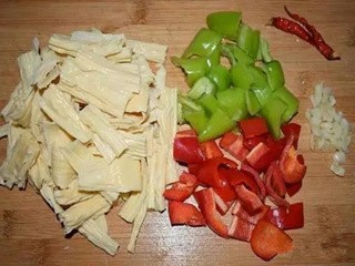 香辣腐竹怎么做？