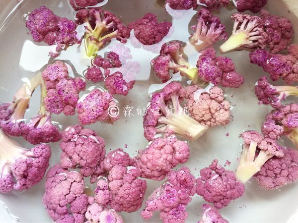 紫花菜炒五花肉