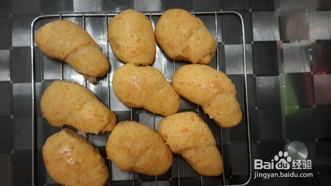胡萝卜小餐包的做法
