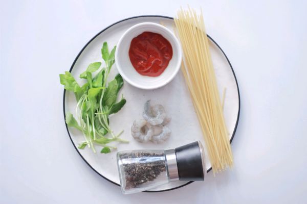 茄汁虾仁拌意大利面