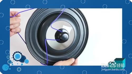 怎么用衣架收纳锅盖 百度经验