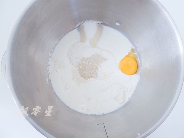 肉松火腿肠软面包