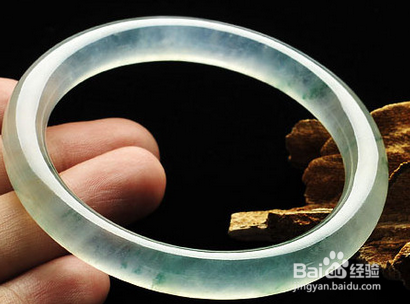 翡翠手镯如何鉴定真假