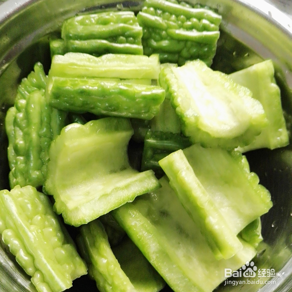 夏季清凉之菜----苦瓜烧肉的家常做法