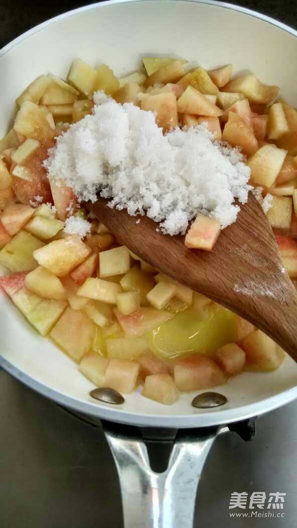 馄钝皮水蜜桃派