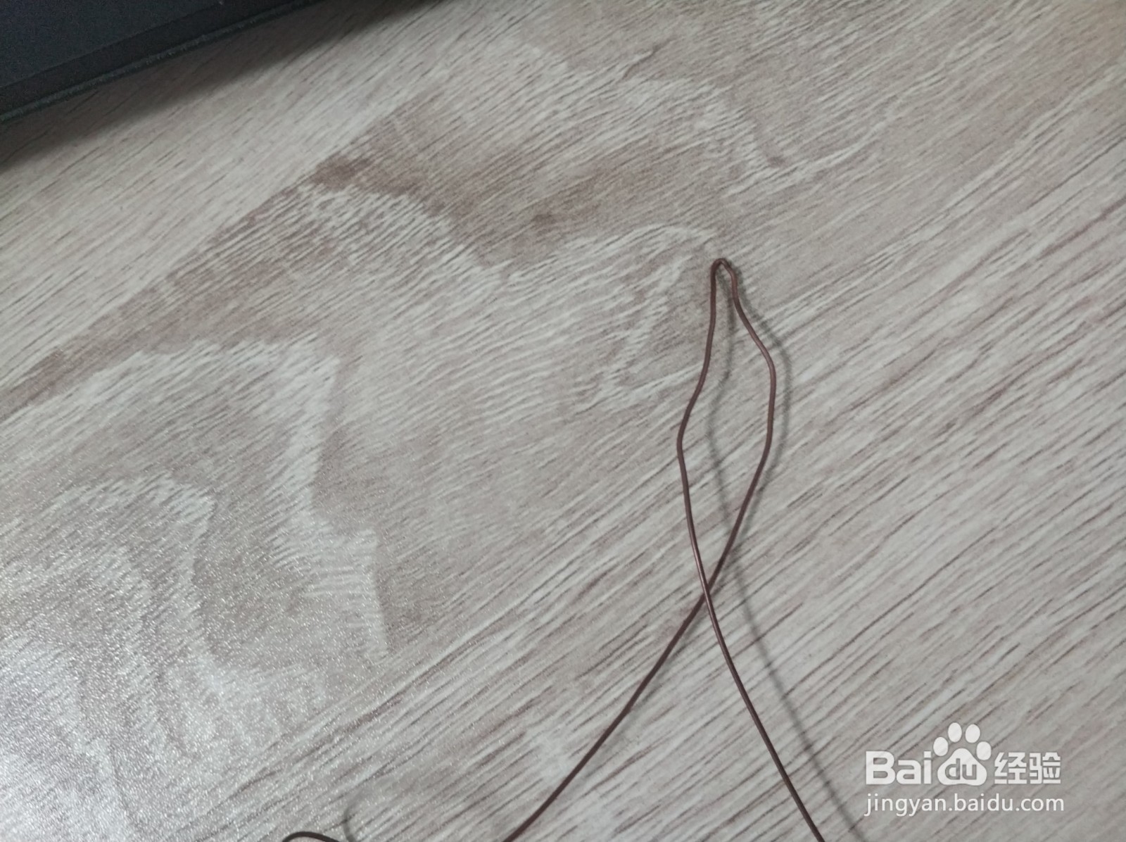 如何制作非常简易的小电动机