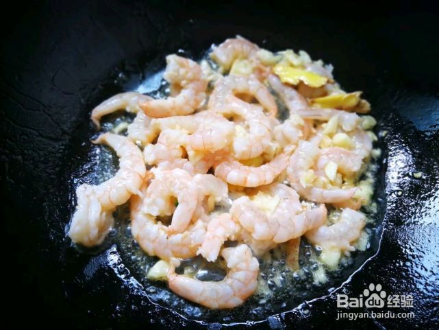 虾仁炒西兰花的简单做法