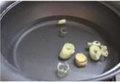 白菜炖豆腐的做法