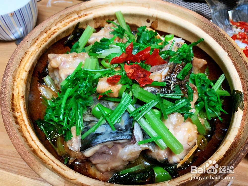 百吃不厌的啫啫鱼头煲