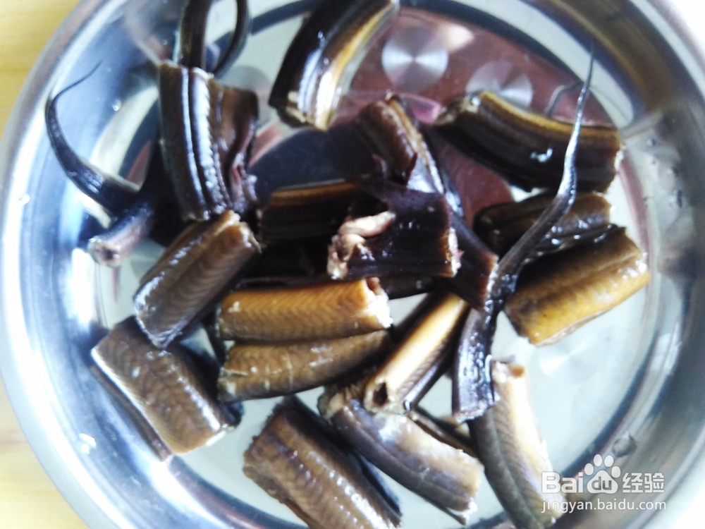 浓香好吃的甜椒爆黄鳝的做法