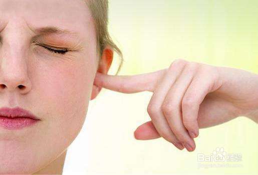 耳朵里嗡嗡响怎么办?