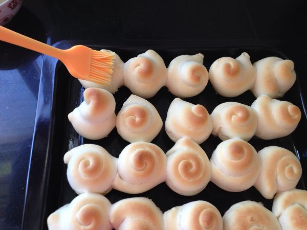 脆底蜂蜜小面包