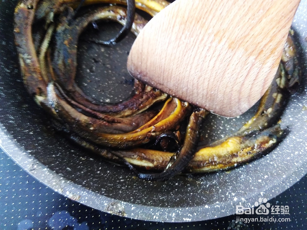 尖椒丝爆黄鳝的做法