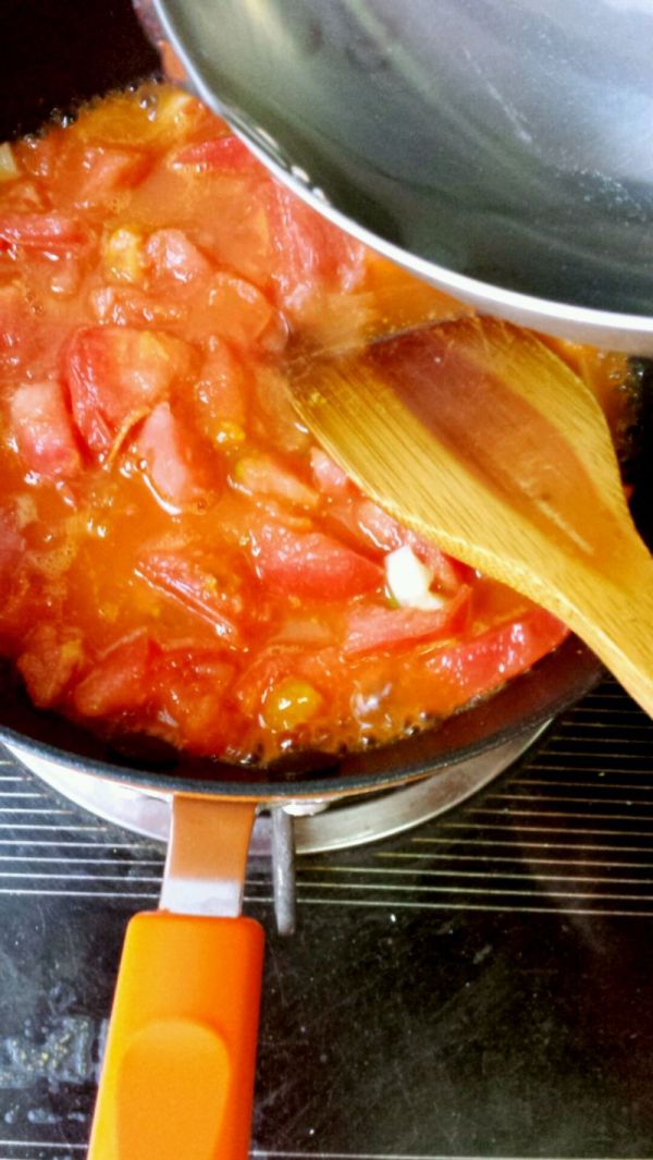 番茄金针菇蛋汤