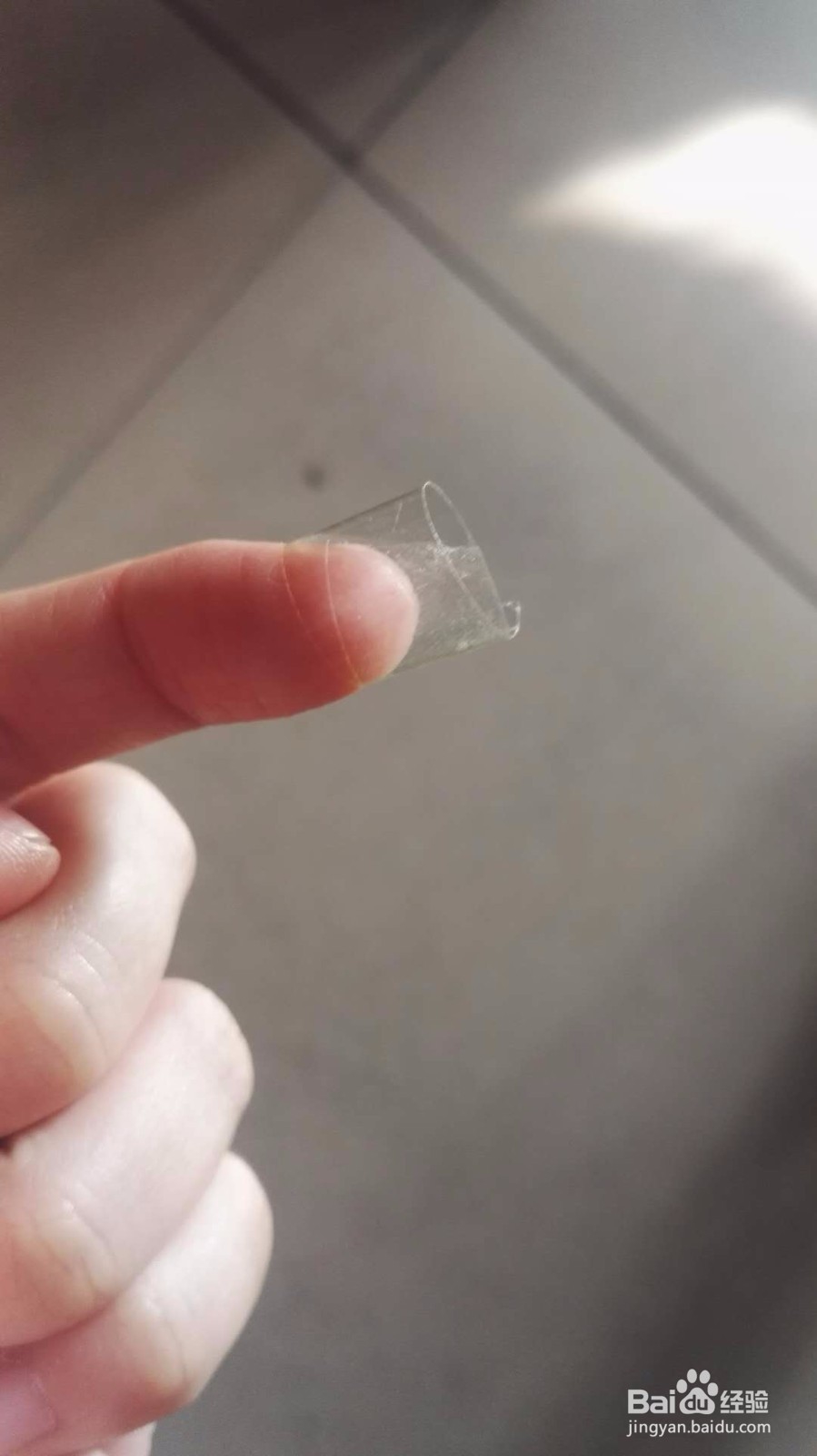 没有双面胶的时候怎么粘气球?