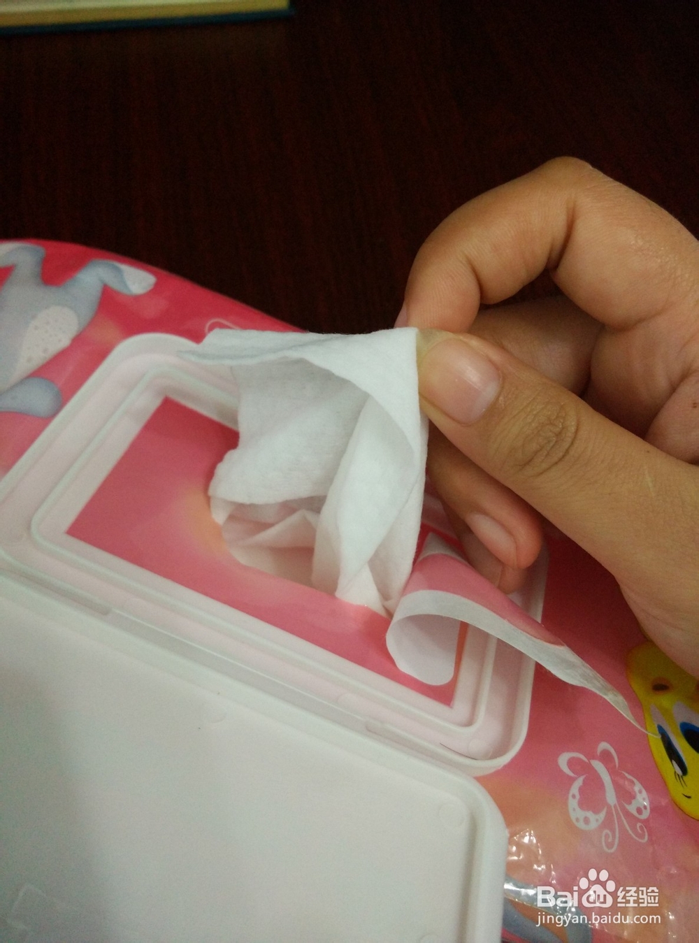 让湿纸巾物尽其用的小方法