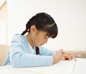 2011年中考英语阅读理解解题技巧