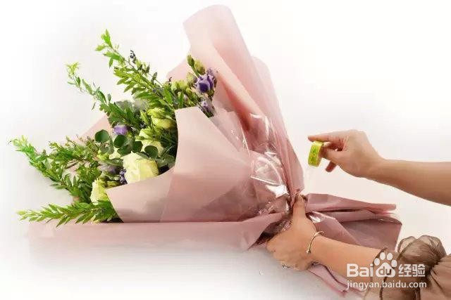 如何包装花束