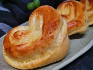 椰蓉面包的做法