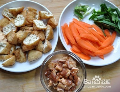 家常菜做法大全有图：[4]家常油豆腐小炒肉