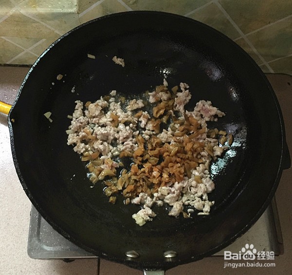 肉末烧米豆腐的做法