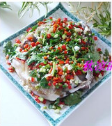 如何做鲜辣蒸鱼头