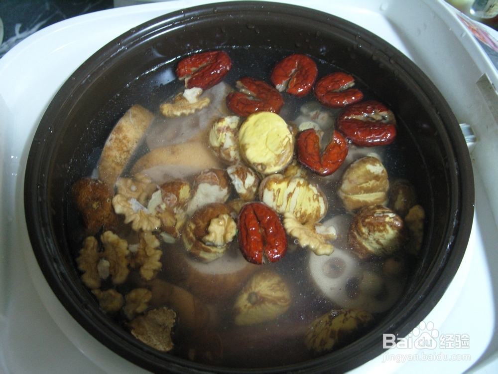 秋冬喝什么汤——莲藕排骨汤