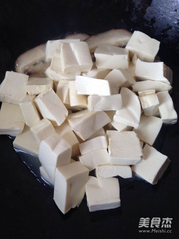 黄豆酱烧豆腐