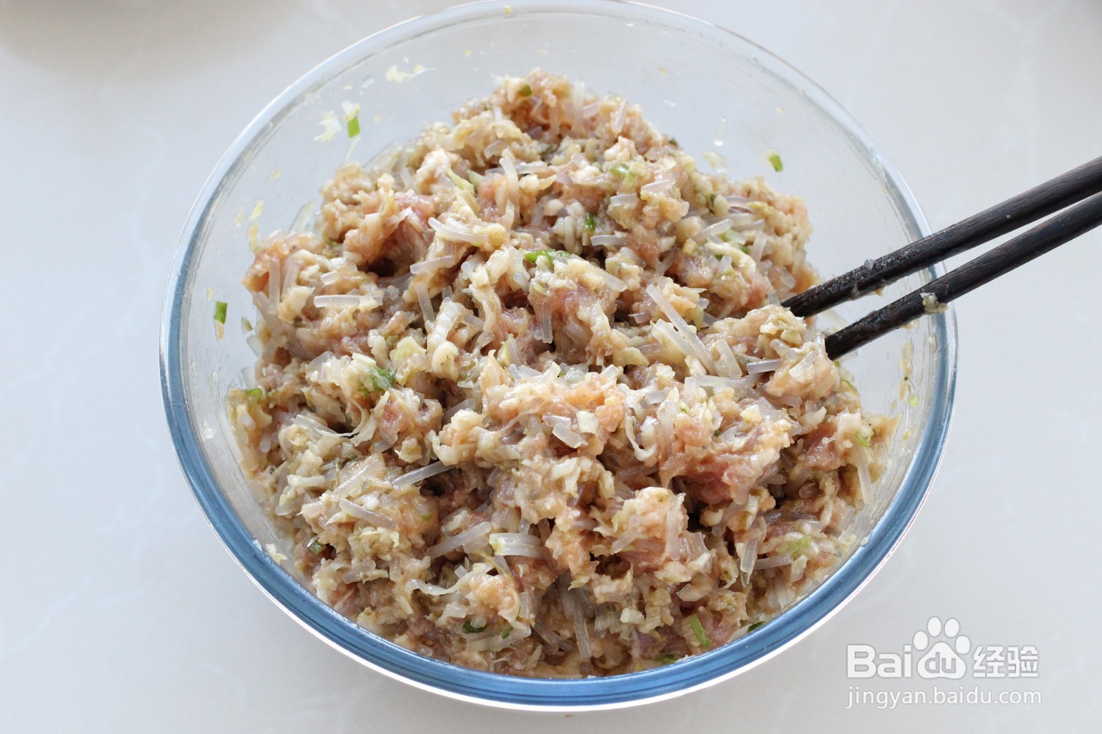 怎么做酸菜猪肉粉条包子