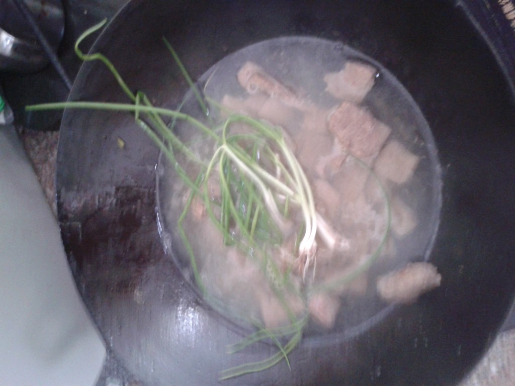 香葱煮猪肝汤，这样的美食试问能错过吗