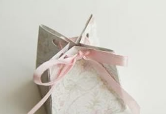 自制漂亮喜糖盒的折法带展开图纸