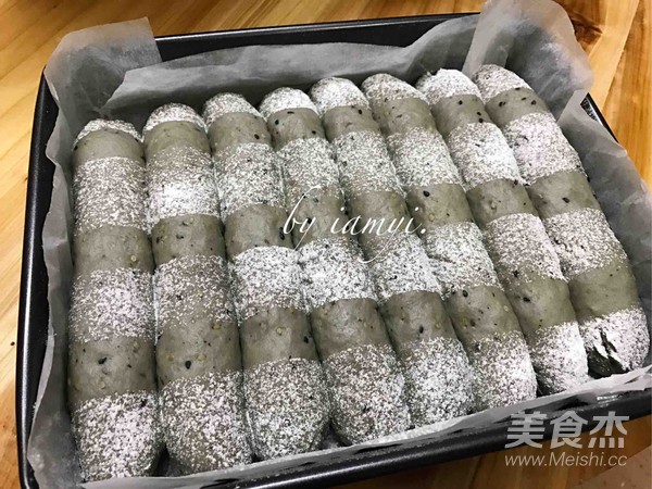 芝麻排包的做法