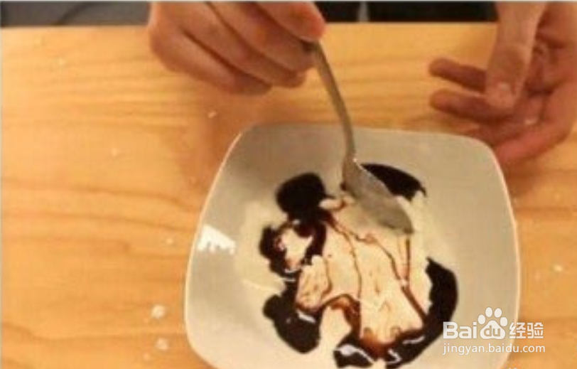 教你不用冰箱，10分钟快速自制冰激凌！