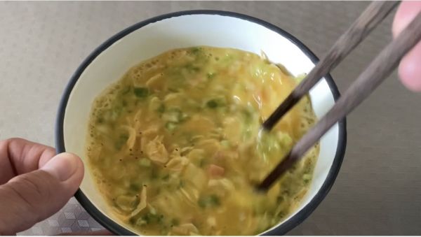 嫩豆腐虾皮蒸蛋