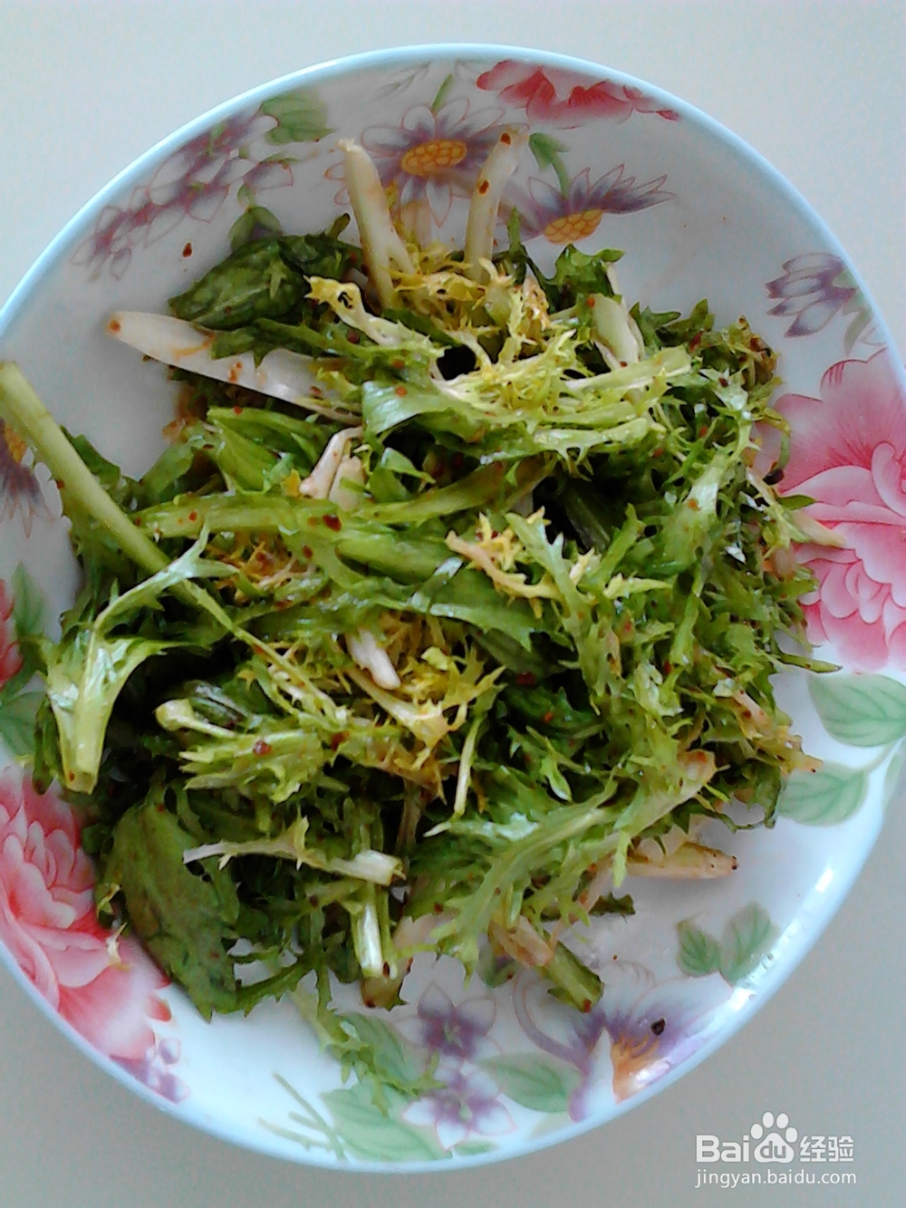 苦菊的营养价值——美味下火消炎菜凉拌苦菊