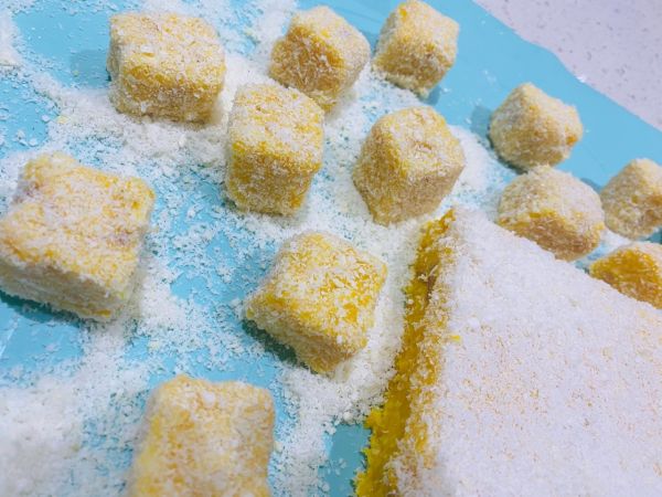 南瓜牛奶椰蓉小方