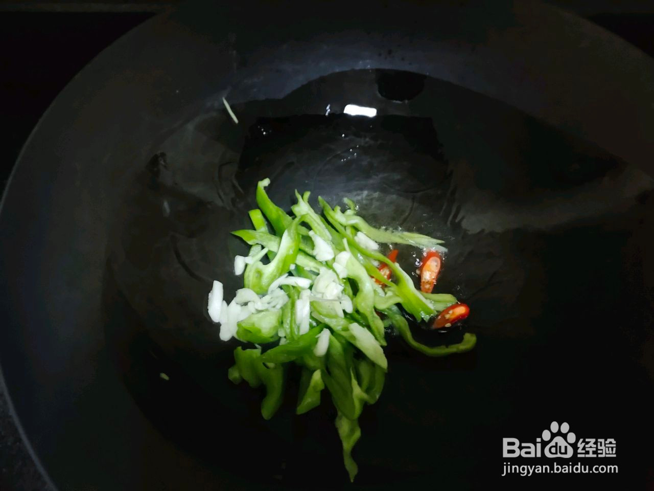 超简单的青椒土豆丝的做法
