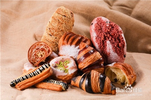 开家甜品店学技术去哪里学好呢？