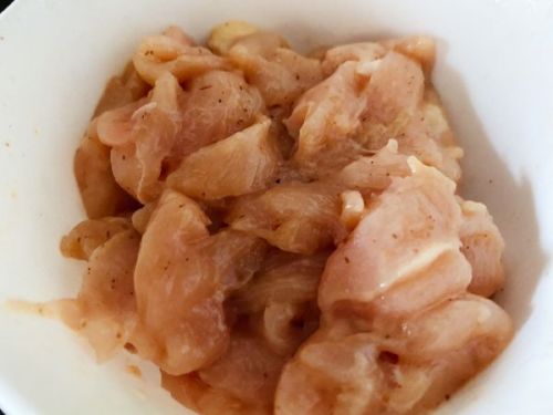 蚝油鸡片炒山药