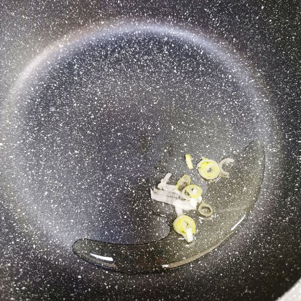 木耳鸡蛋炒丝瓜