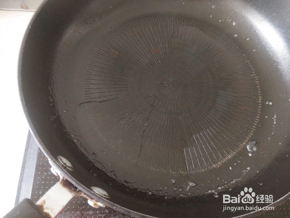 煎马铃薯片的做法