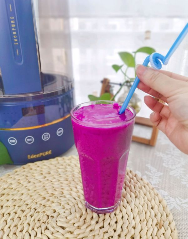 火龙果芒果酸奶奶昔