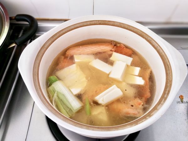 味增三文鱼排豆腐汤