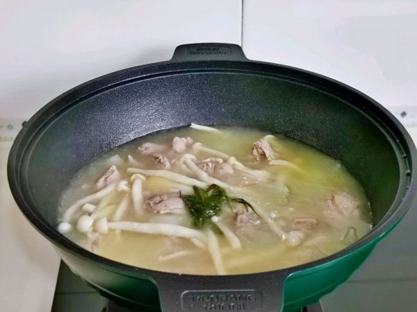 松茸冬瓜白玉菇鸭汤