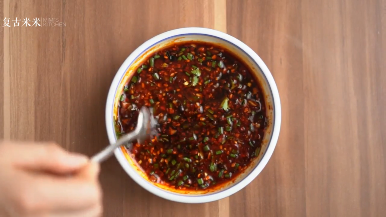 如何制作老妈蹄花