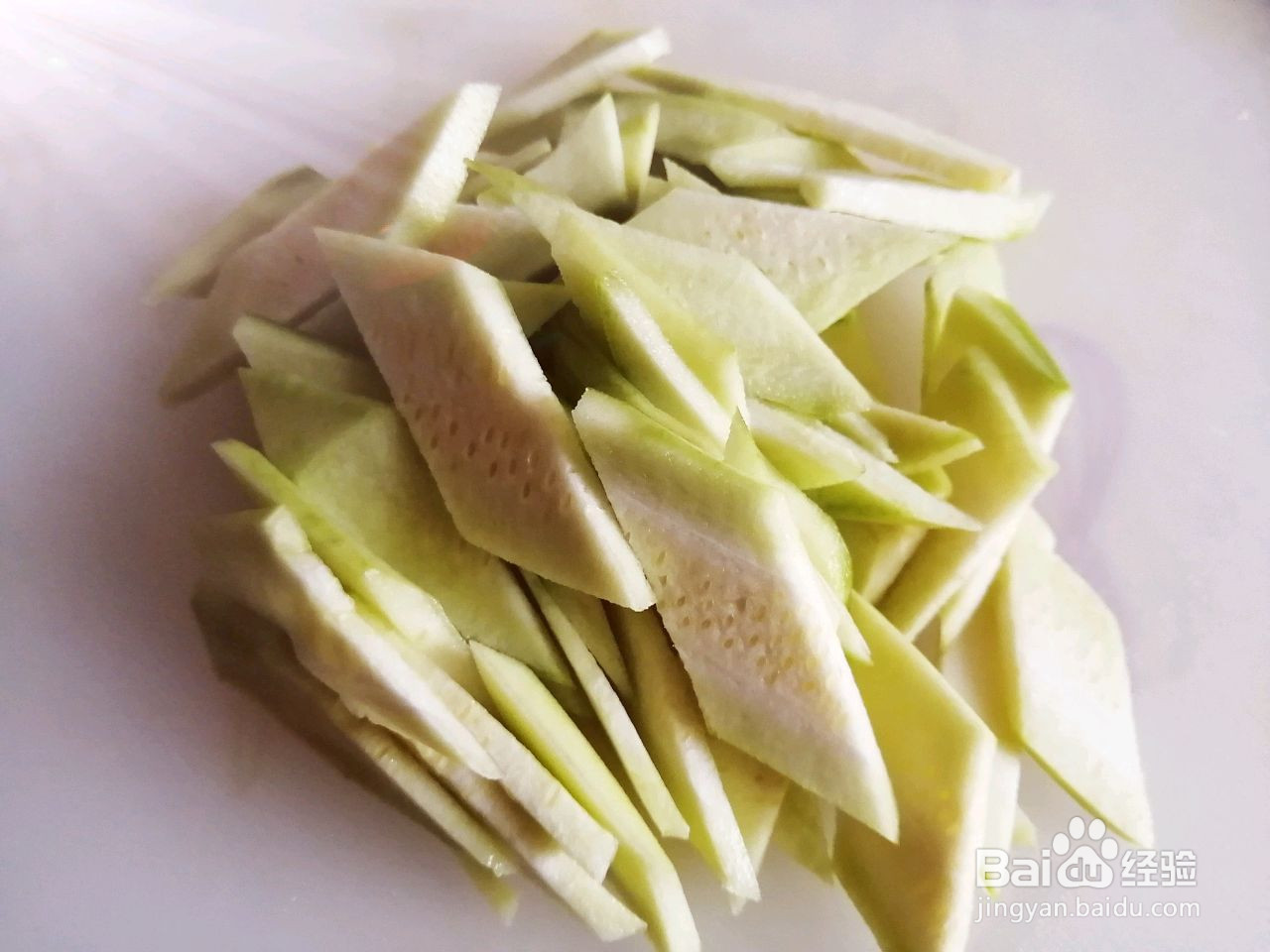 小炒丝瓜什锦菜的做法