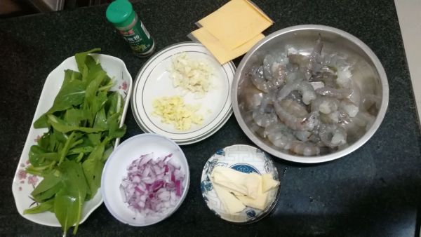 鲜虾芝士奶油意面