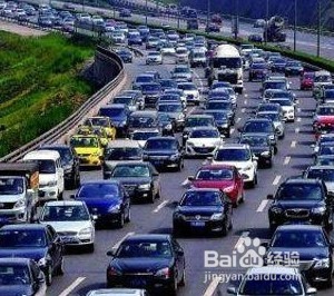 开车上路,如何防止被追尾