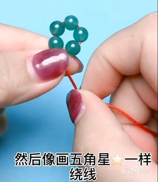 如何使用闲置的珠子做手工吊坠？