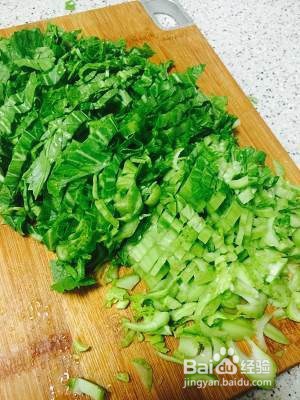 盖菜炒牛肉的做法
